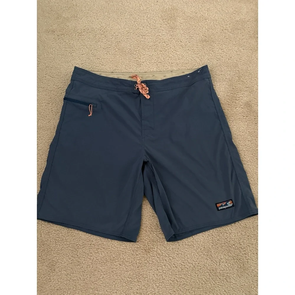 Patagonia Men's Stretch Wavefarer Boardshorts Stone Blue | Mens Size 40 Resort